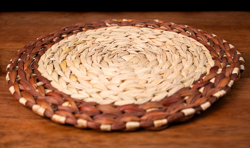 Handwoven Palm Fiber Placemats – Rustic Elegance from Ecuador (Set of 4)