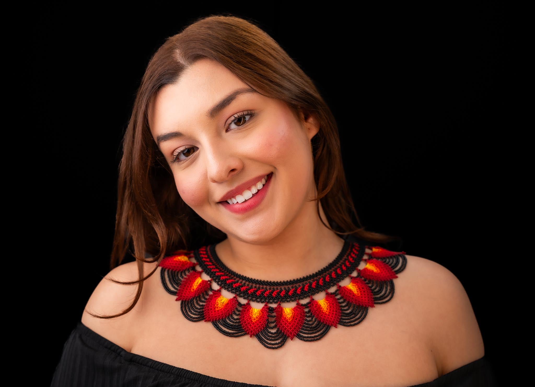 🔥 Handmade Glass Bead Necklace – Ecuadorian Design