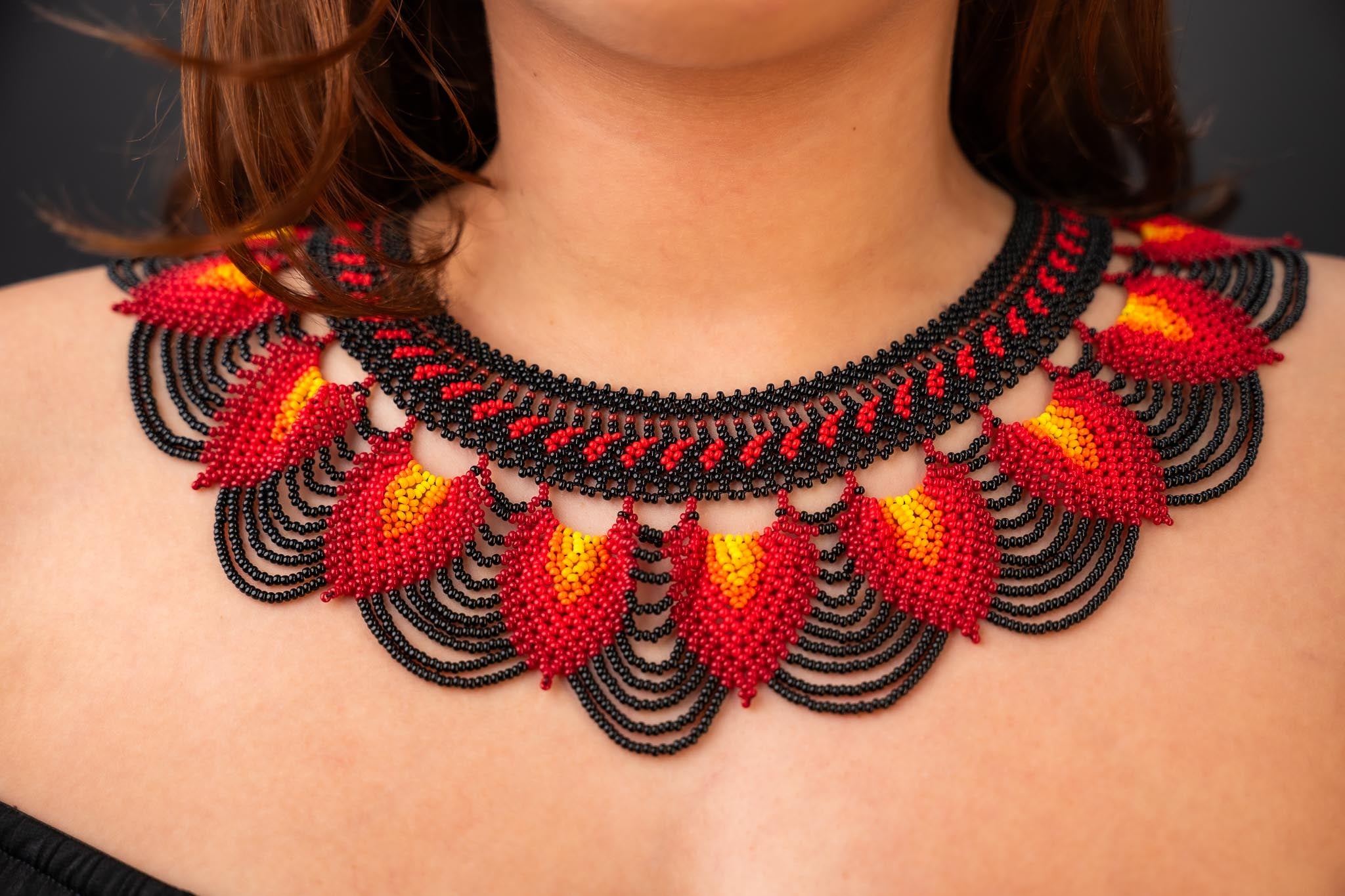 🔥 Handmade Glass Bead Necklace – Ecuadorian Design